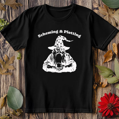 Old Wizard Scheming T-shirt